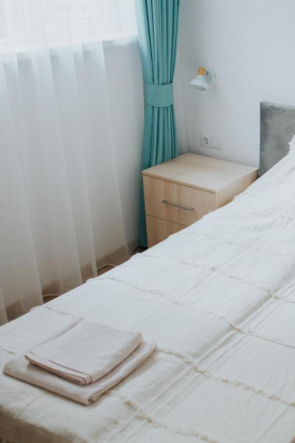 Regim Hotelier Lotusul Verde Oradea Luaran gambar